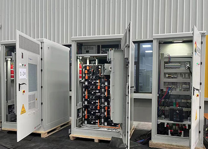 配电柜线槽.jpg 配电柜线槽.jpg